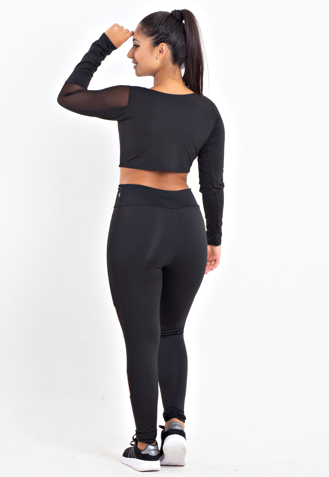 Conjunto Fitness: Cropped Manga Longa + Calça Legging Com Detalhe